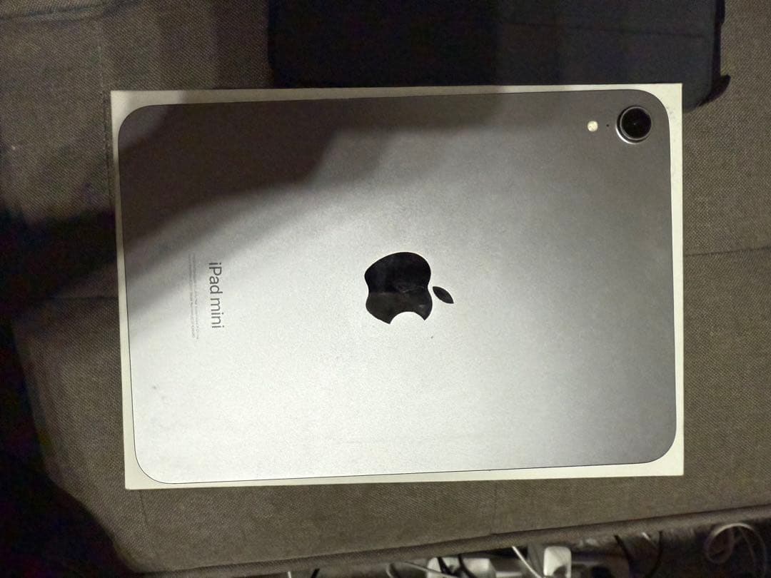 iPad min 第7世代　space gray