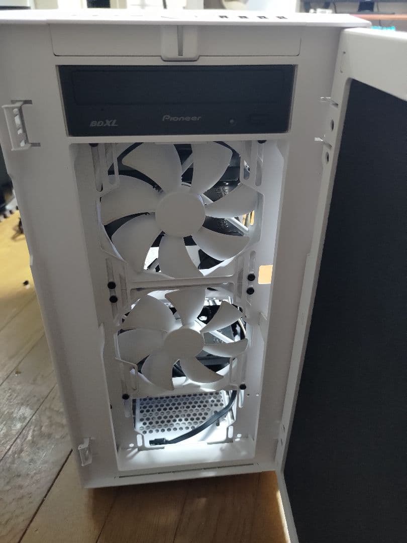 Windowsデスクトップ Fractaldesign Define R6 Tempered Glass