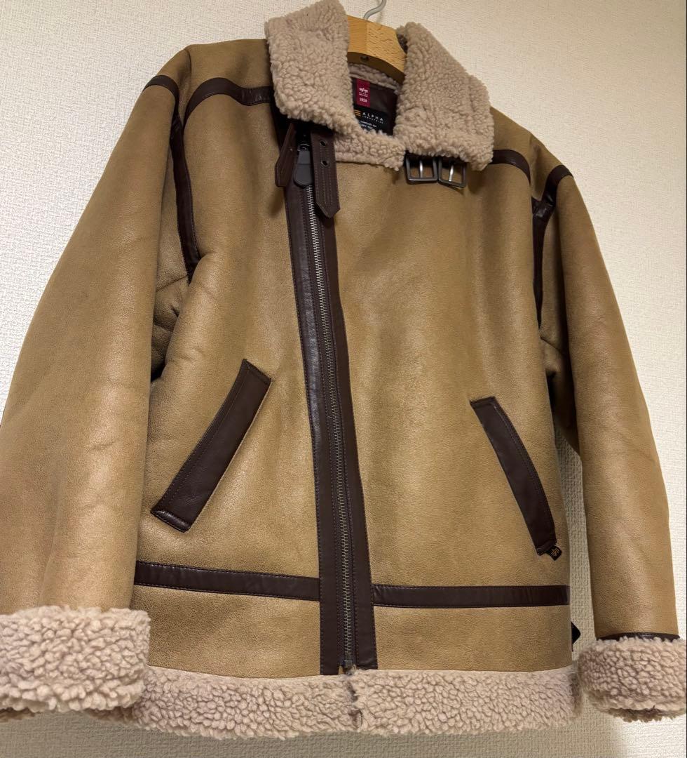 Alpha Industries B-3ライダース フェイクムートン