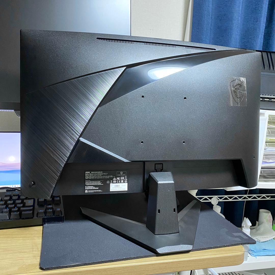 MSI 27インチ 曲面ゲーミングモニター MAG 27C6F 美品 2024年
