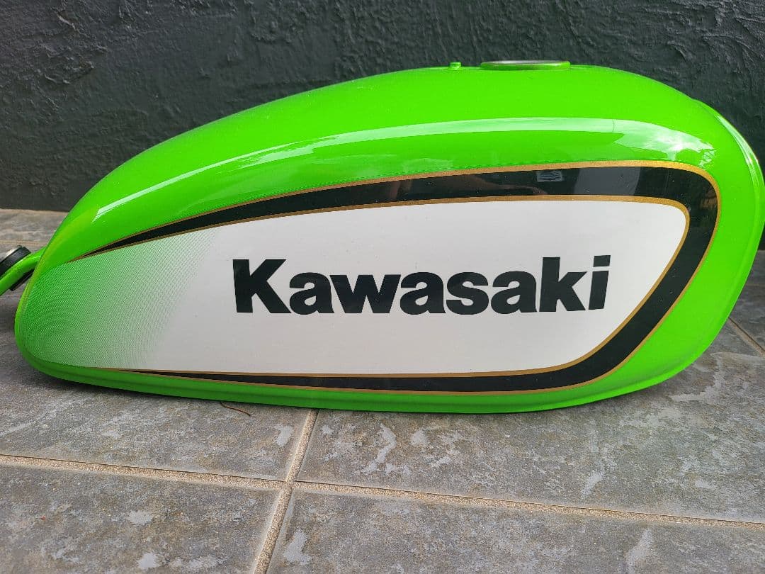ああ Kawasaki バイクタンク グリーン 250tr