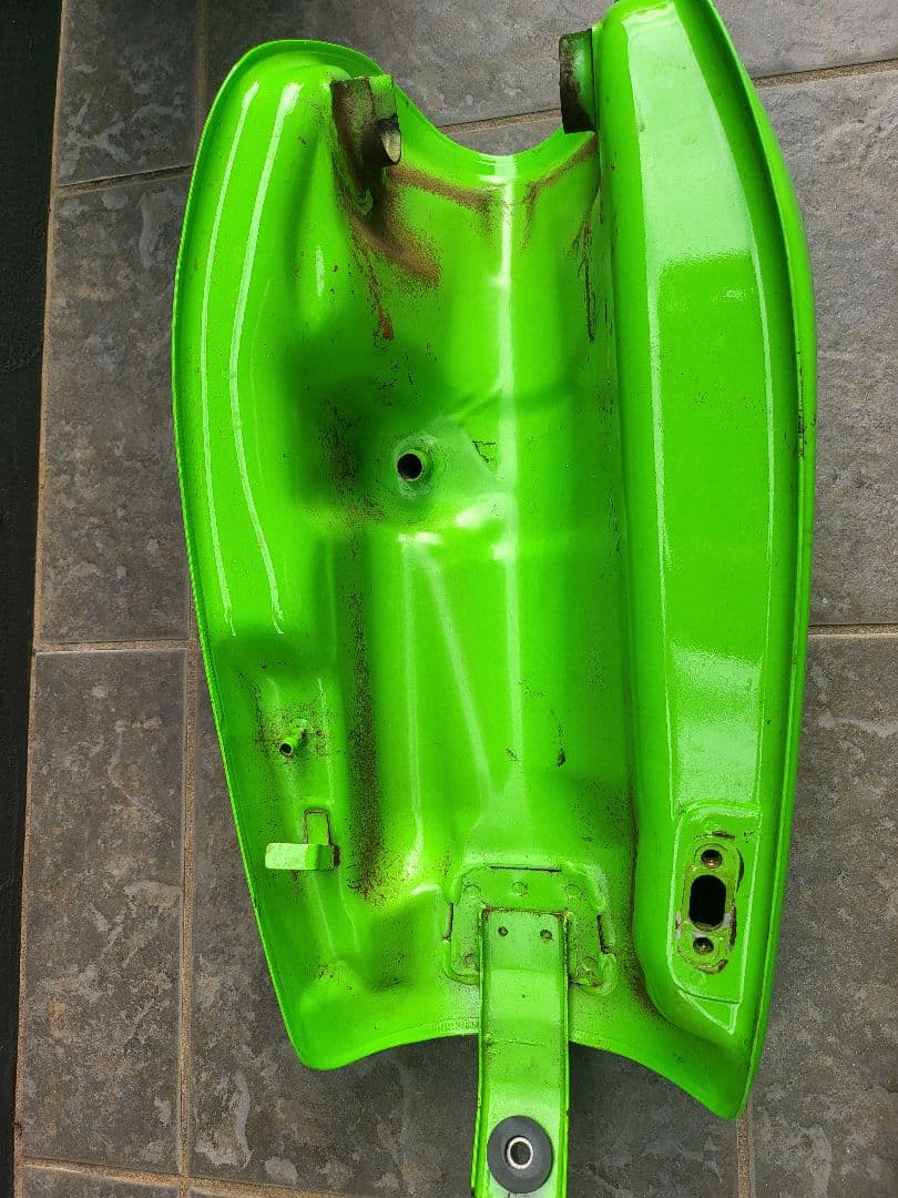 ああ Kawasaki バイクタンク グリーン 250tr