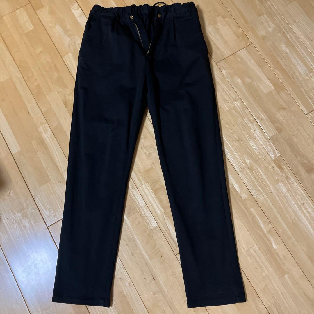 Japan Made屋いつかは、究極の黒パン　L