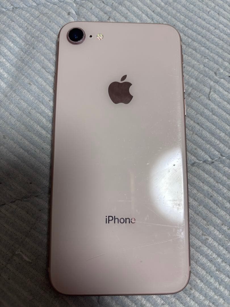 【液晶割れあり】Apple iPhone 8 64GB ゴールド