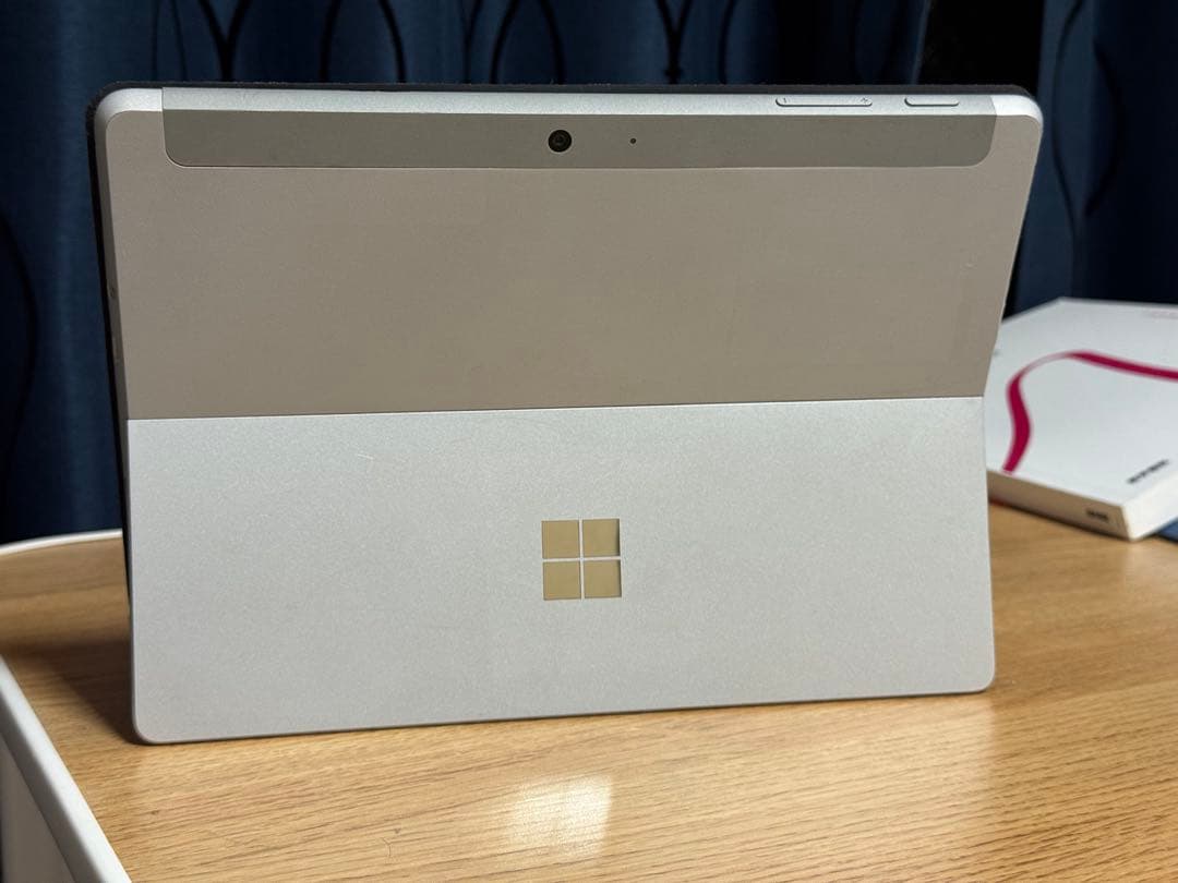 Windowsタブレット本体 Surface Go 2 LTE m3-8100Y 8/128