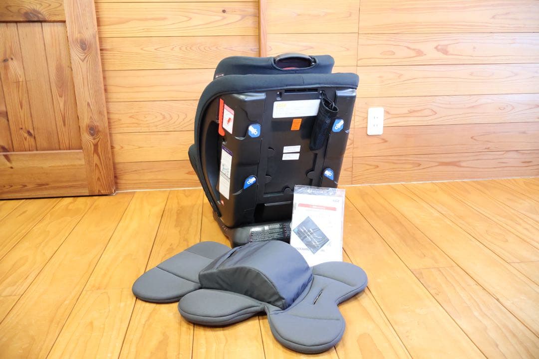 Joie ジョイー　チャイルドシート バリアント（ブラックエレメント）①