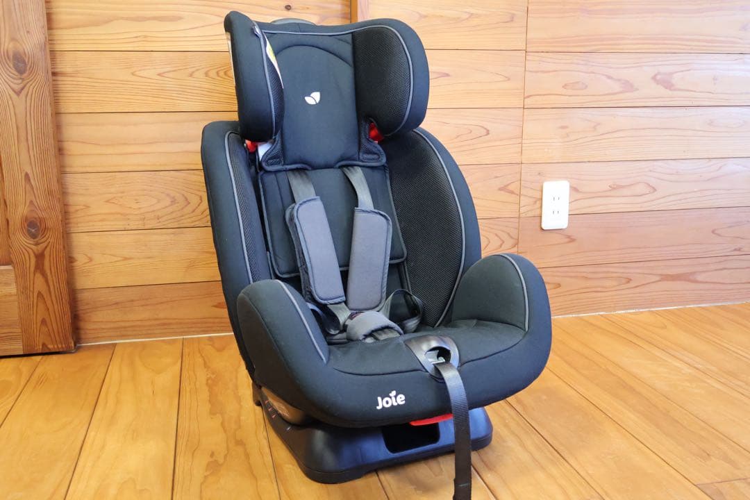 Joie ジョイー　チャイルドシート バリアント（ブラックエレメント）①