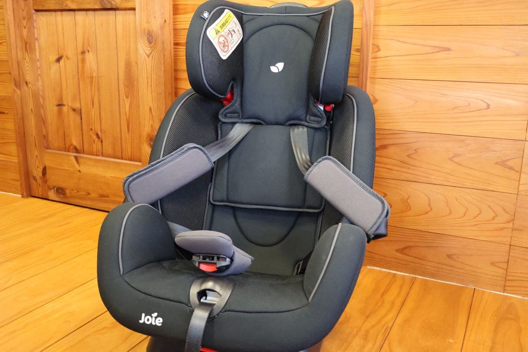 Joie ジョイー　チャイルドシート バリアント（ブラックエレメント）①