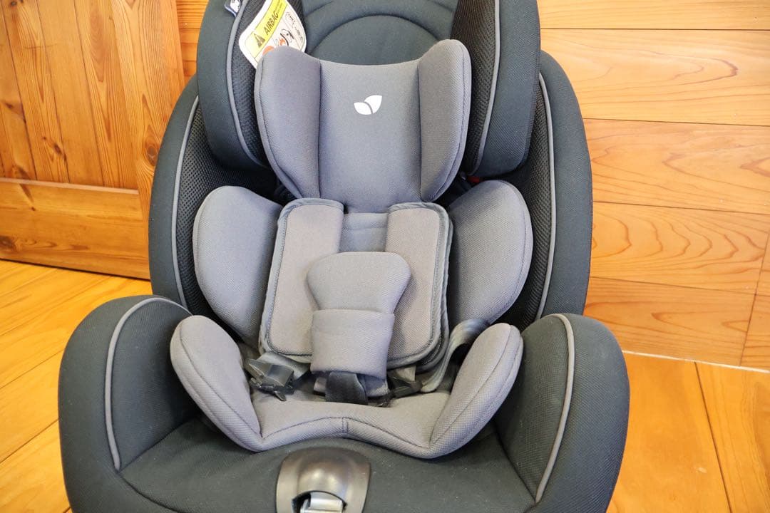 Joie ジョイー　チャイルドシート バリアント（ブラックエレメント）①