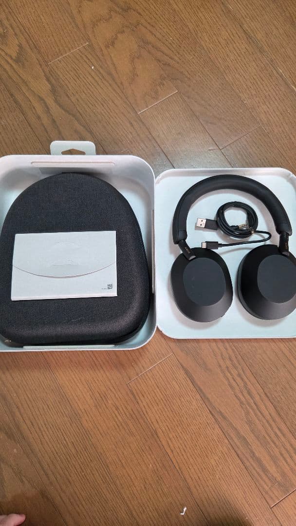 【即決可！】SONY WH-1000XM5 ワイヤレスヘッドホン