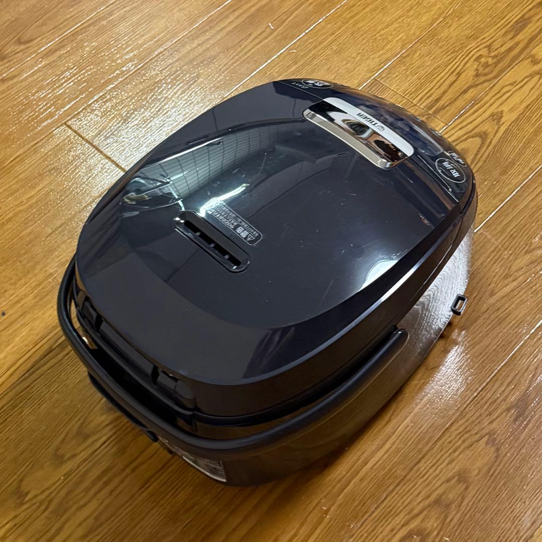 タイガー IH炊飯器 5.5合 JPW-T100 2024年製 美品
