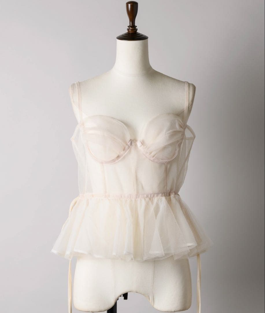 LA BELLE ETUDE ペプラムビスチェ ホワイト