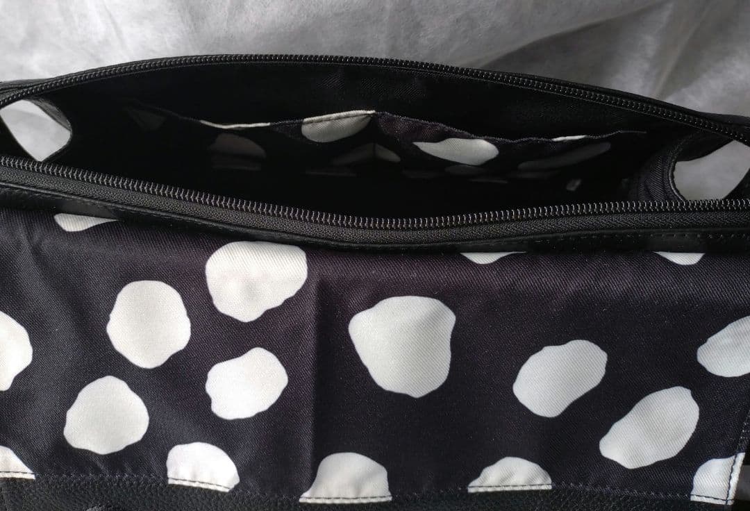 【期間限定お値下中！】イアパピヨネ　ワイドテープショルダーバッグ