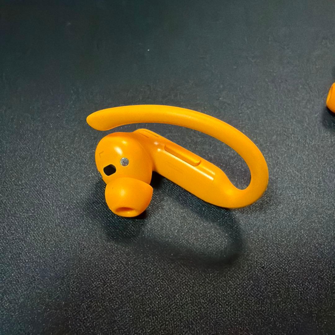 Powerbeats Pro 2　エレクトリックオレンジ