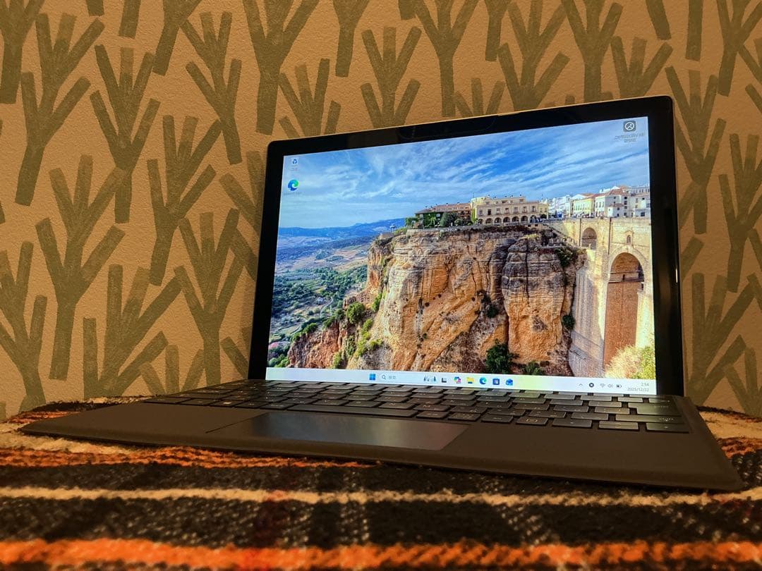 Surface Pro corei5 第11世代 メモリ16GB SSD512