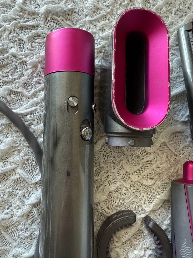 ダイソンのヘアスタイラーandドライヤー