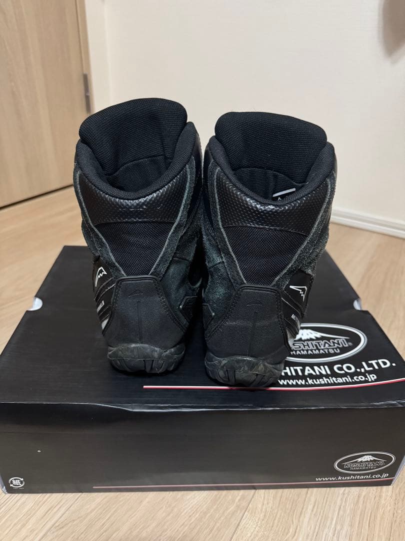 クシタニ　バイク用ブーツ　アドーネシューズ　K-4567