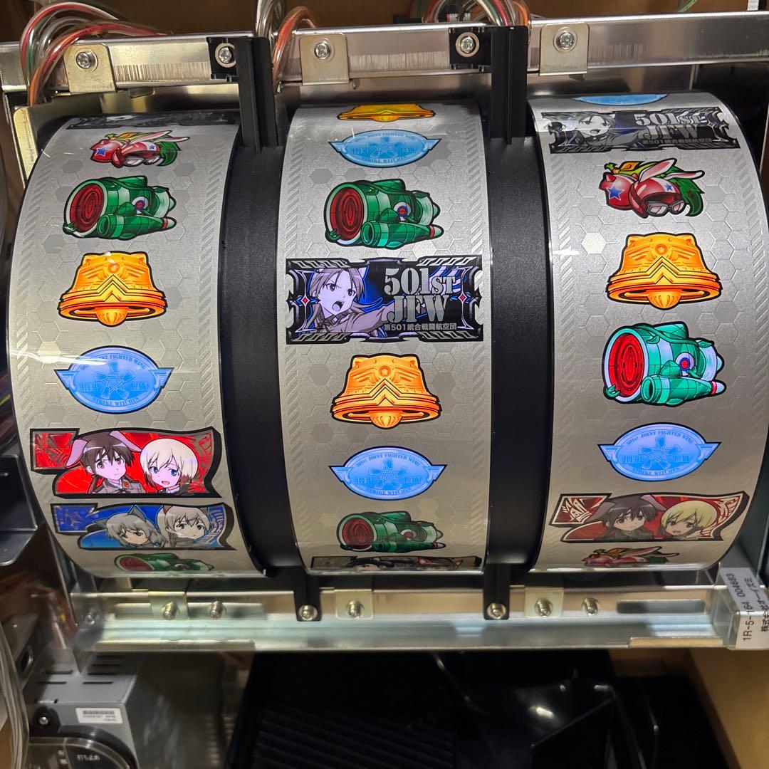 スロット実機　ストライクウィッチーズVX