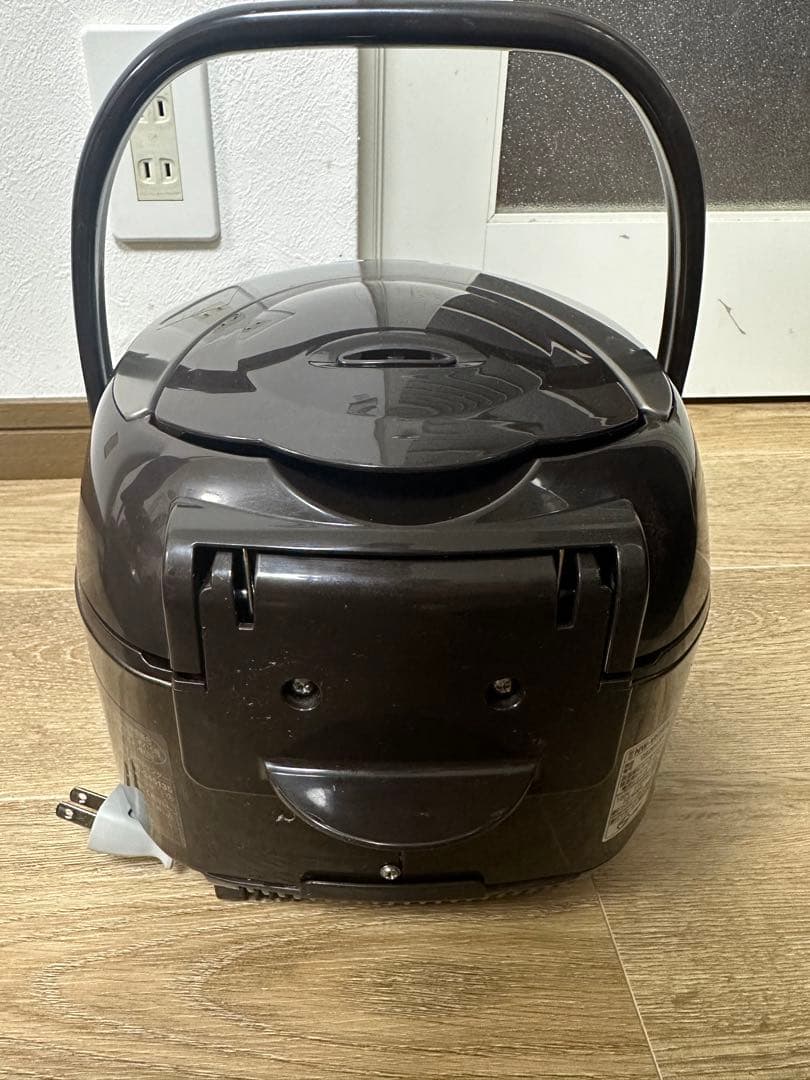 象印 ZOJIRUSHI 2022年製 IH炊飯ジャー 炊飯器 5.5合炊き