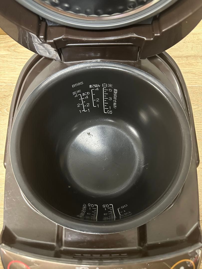 象印 ZOJIRUSHI 2022年製 IH炊飯ジャー 炊飯器 5.5合炊き