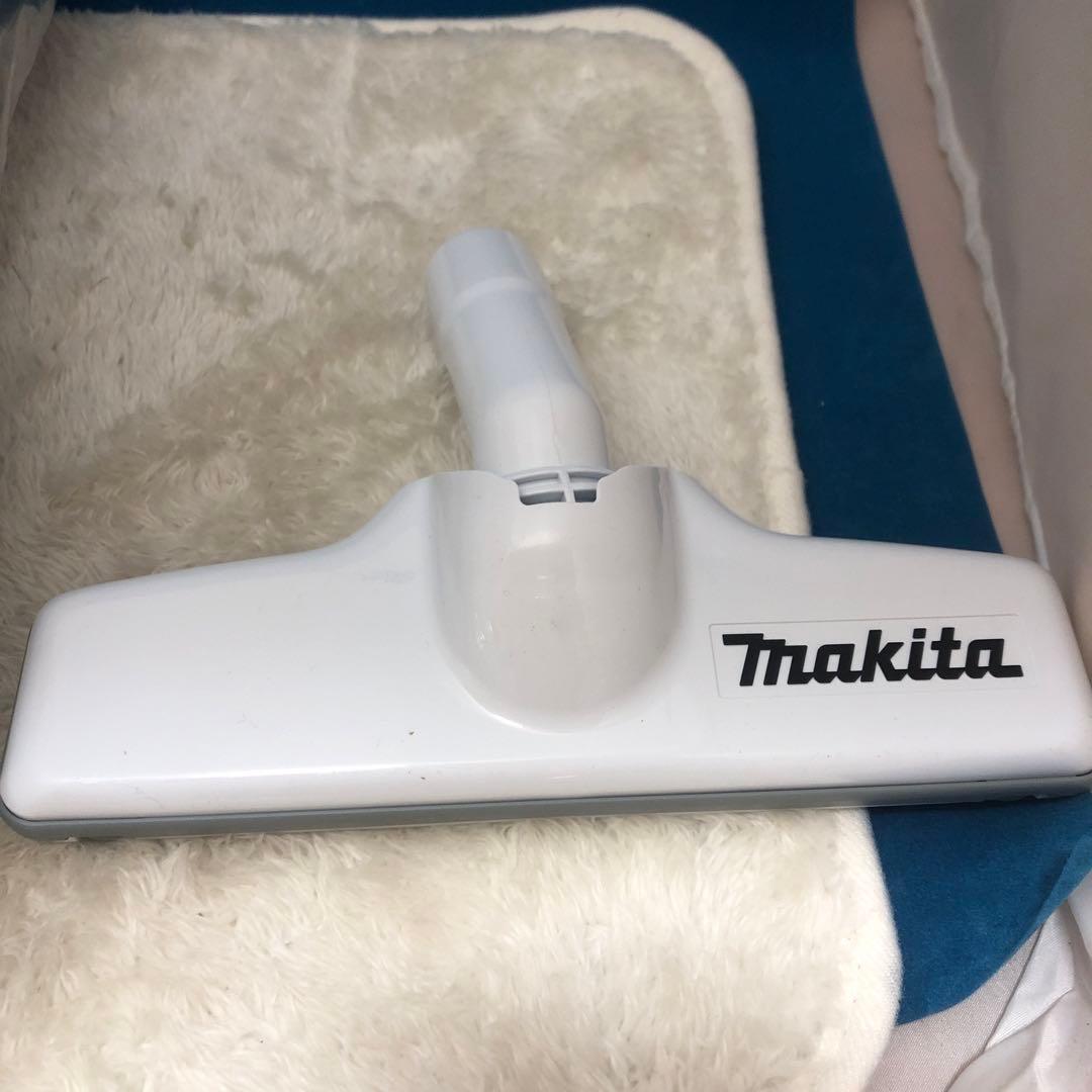 Makita 充電式クリーナー CL182FDZW