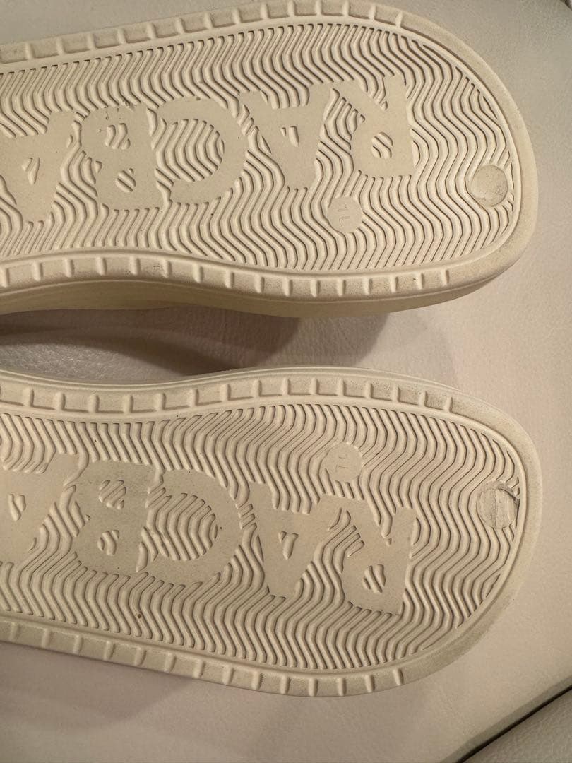 ラクバキ　イージーサンダル ナチュラル L