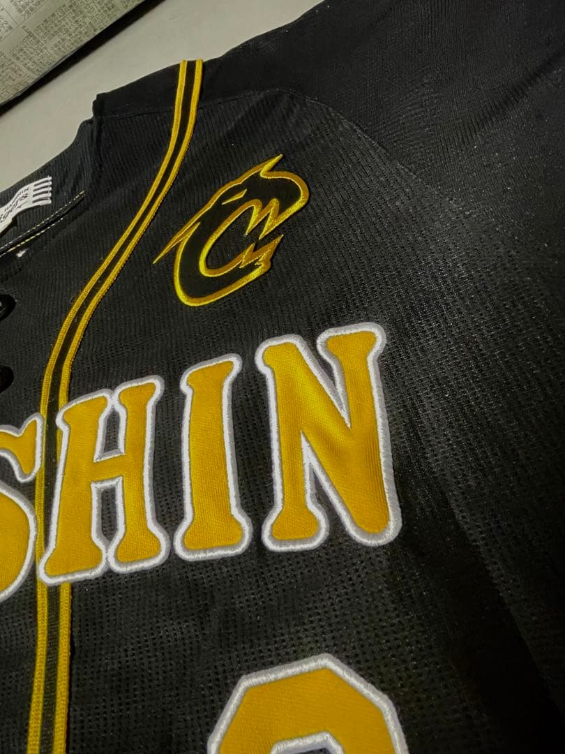 美品 阪神タイガース 大山悠輔 ブラックユニフォーム サイズM