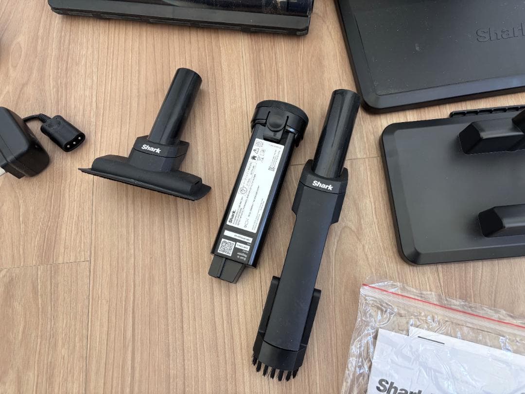 SHARK シャーク CS401J コードレス スティッククリーナー 掃除機