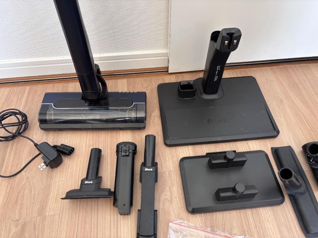 SHARK シャーク CS401J コードレス スティッククリーナー 掃除機