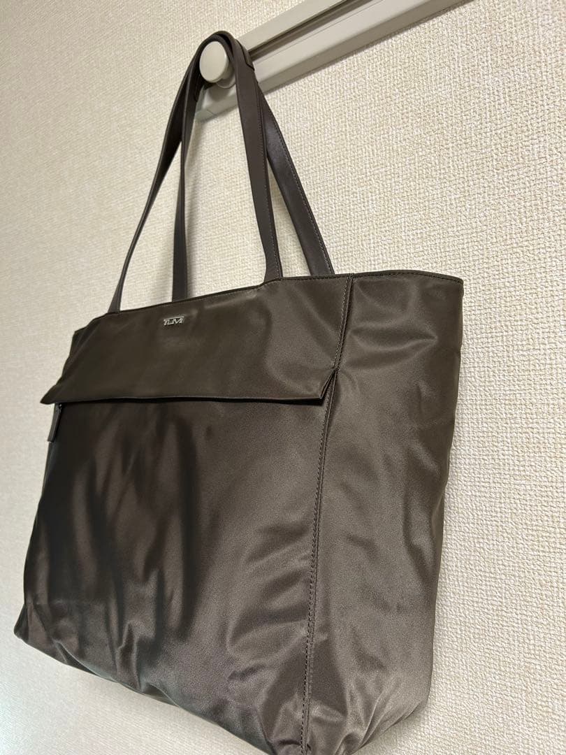 【未使用級✨】 TUMI VOYAGEUR ビジネス・トート　ナイロン　ブラウン