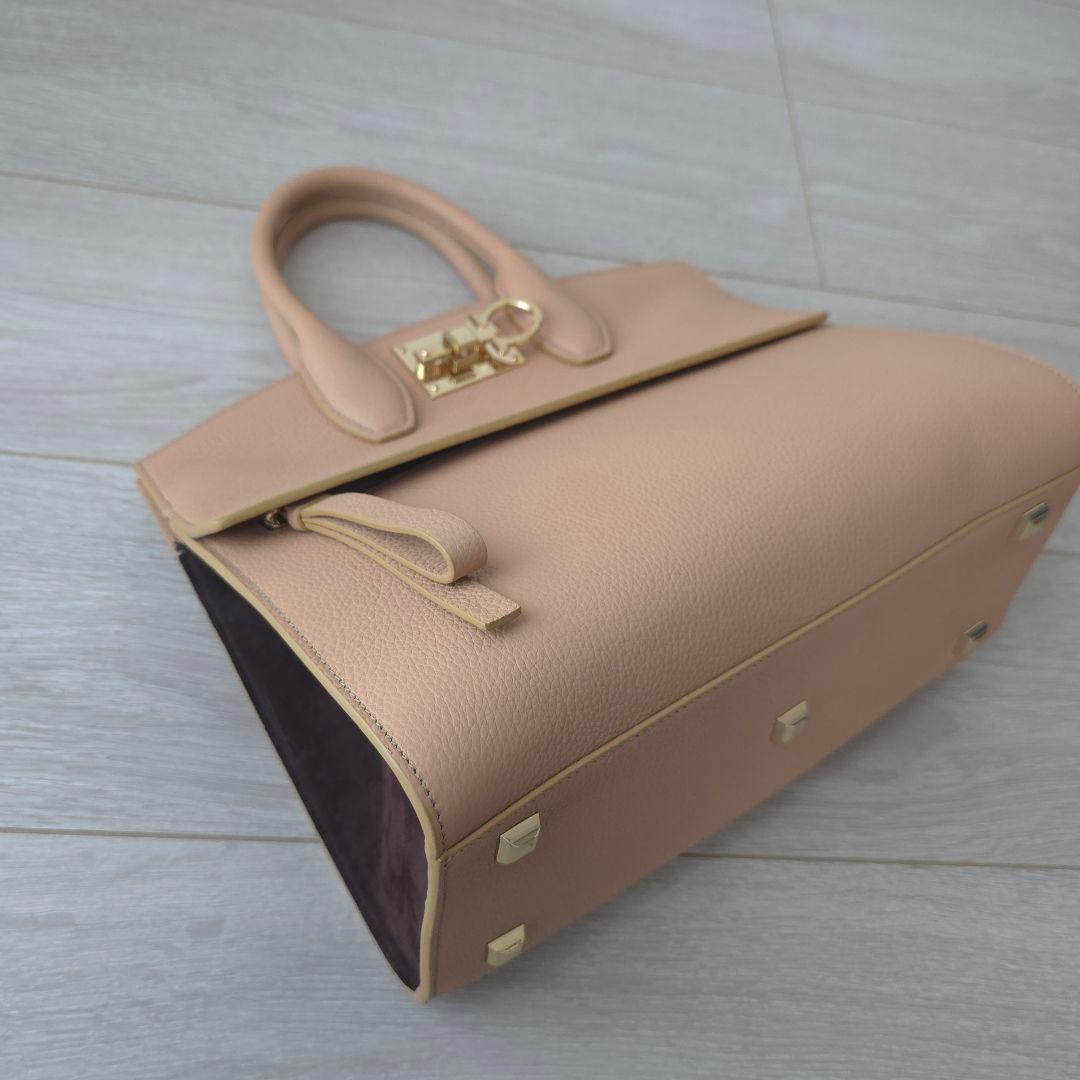極美品【フェラガモ】スタジオ　ソフト　カラーブロック　2way ハンドバッグ