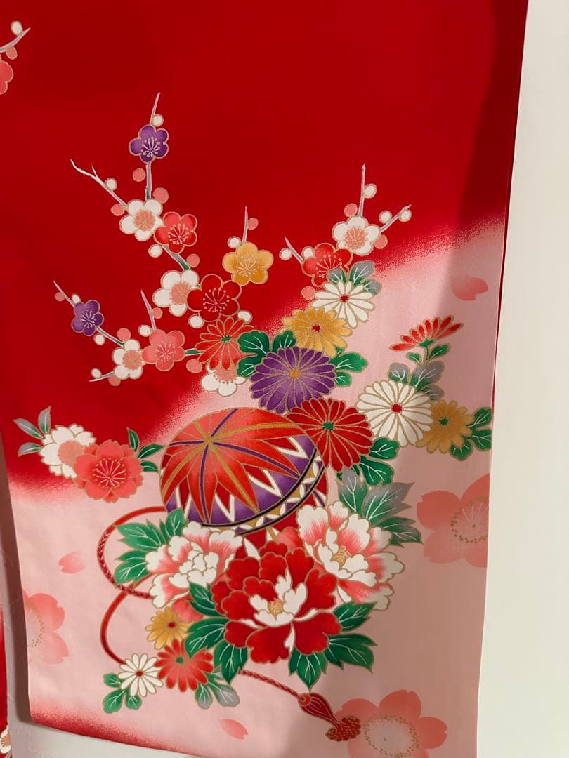 お宮参り 産着 赤 女の子 金糸刺繍 金コマ刺繍