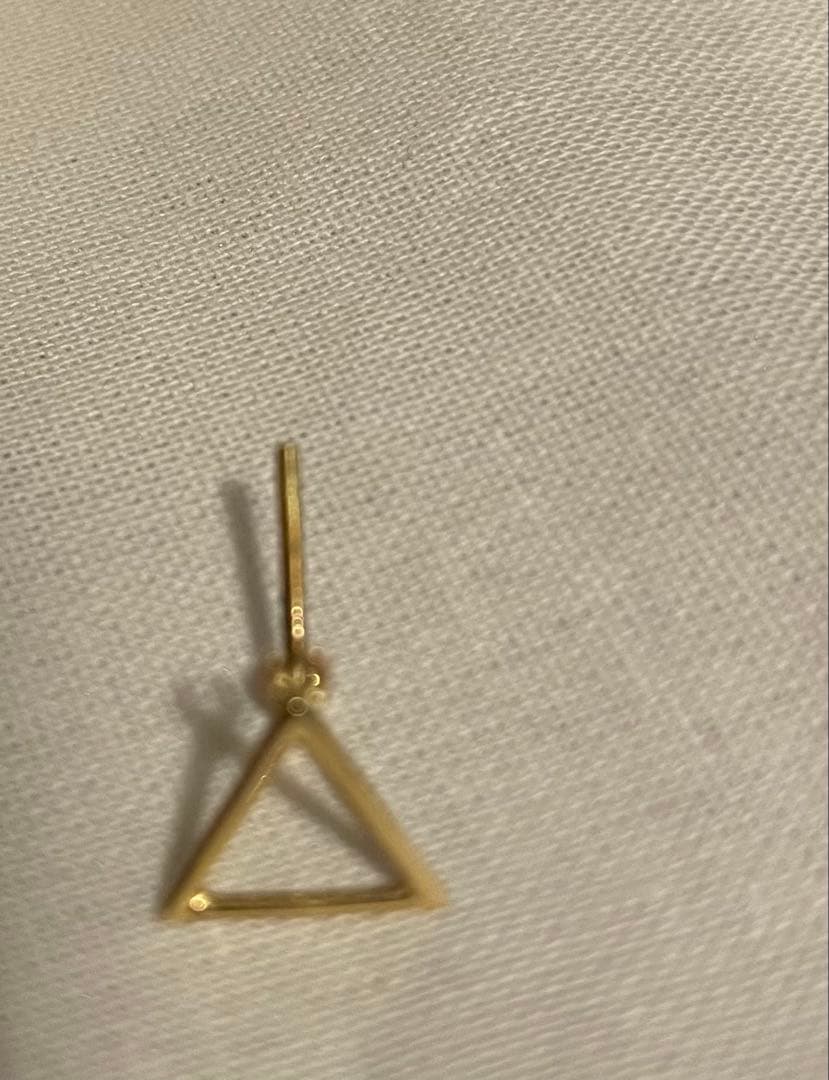 SHIHARA ゴールド三角ピアス(片耳用)