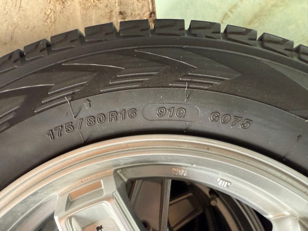 状態良！22年製 ヨコハマiceGUARD 175/80/16 ホイール付き4本