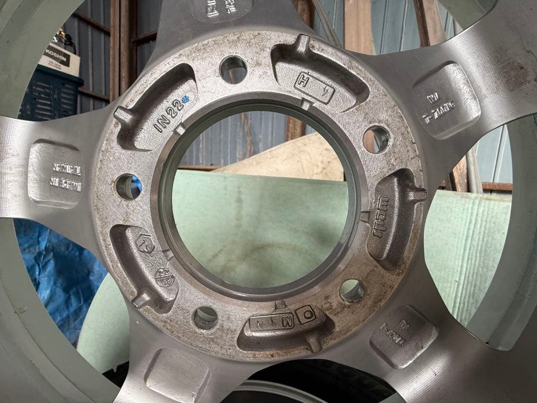 状態良！22年製 ヨコハマiceGUARD 175/80/16 ホイール付き4本