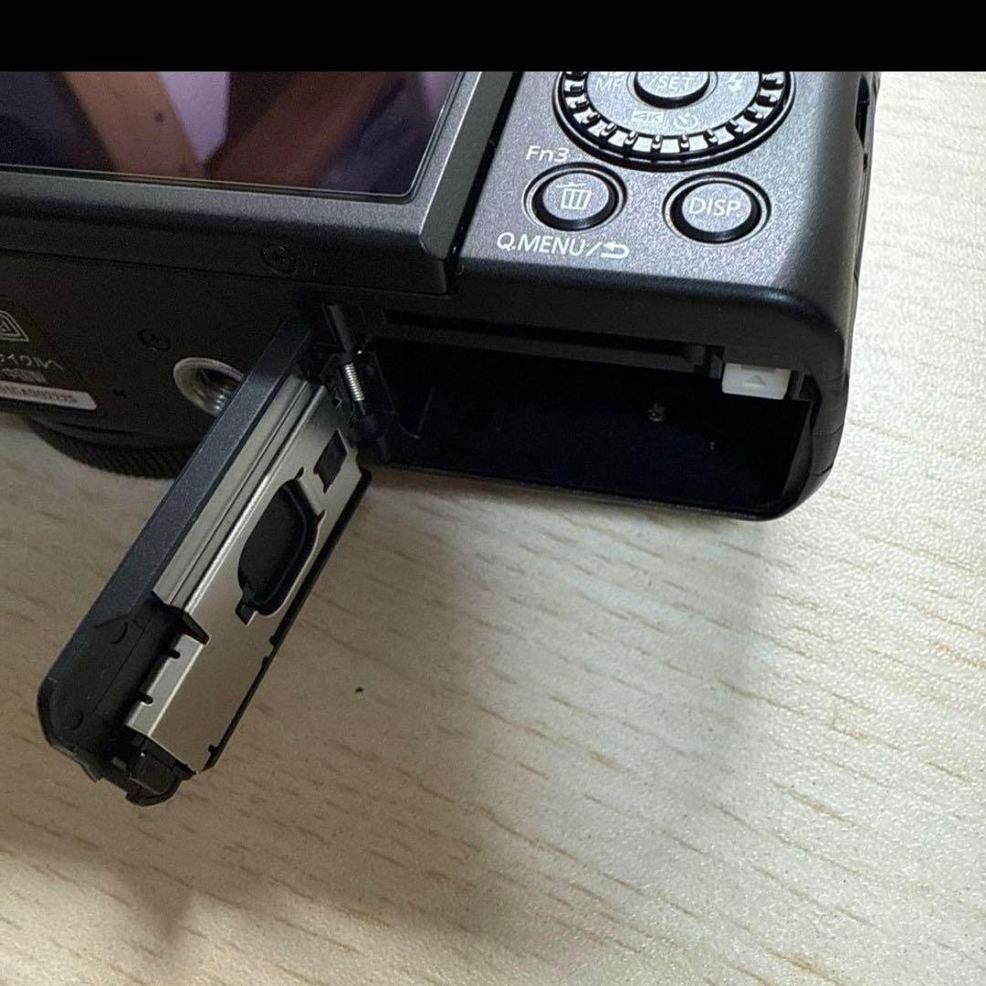 美品　パナソニックlumix DC-TZ95D 　コンパクトデジカメ