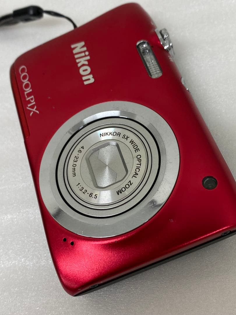 3-2555 NIkon COOLPIX A100 レッド