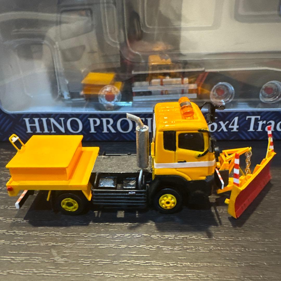 ダイノス　除雪トラック　8トンベース