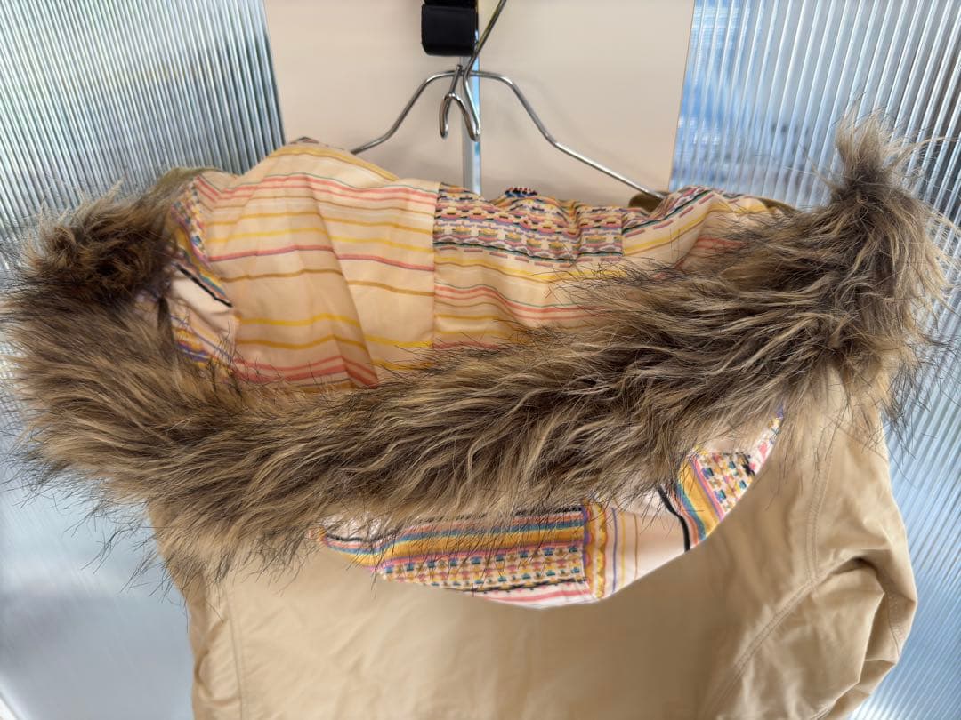 バートン　ベージュファー付きジャケット　サイズs