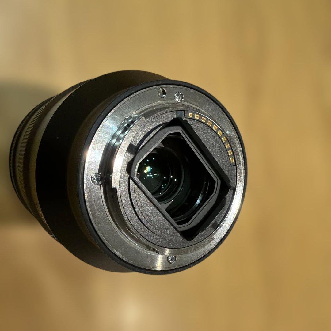 FE 24-105mm F4 G OSS ズームレンズ　SEL24105G