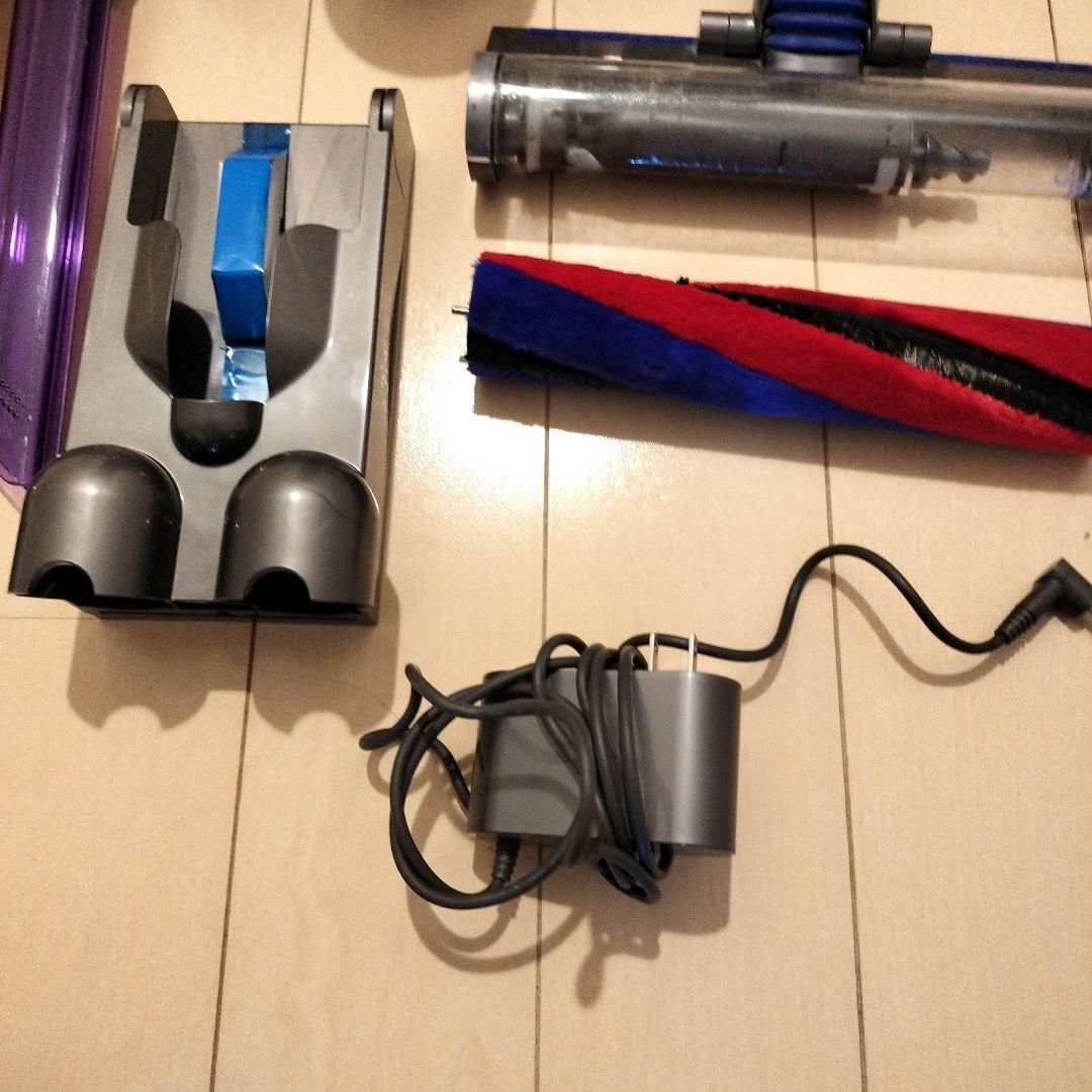 Dyson digital slim Fluffy+ SV18　掃除機 スタンド