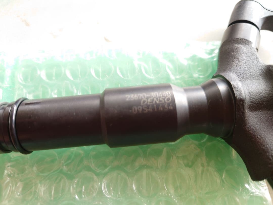 トヨタ純正　ハイエース　ダイナ　 1KD インジェクター ４本一式セット　未使用