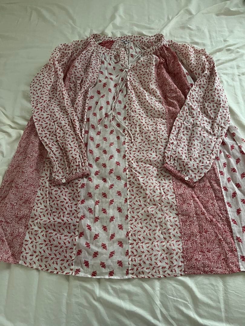 45R 試着のみ　45R 花柄パッチワークチュニック　サイズ2 パラスパレス