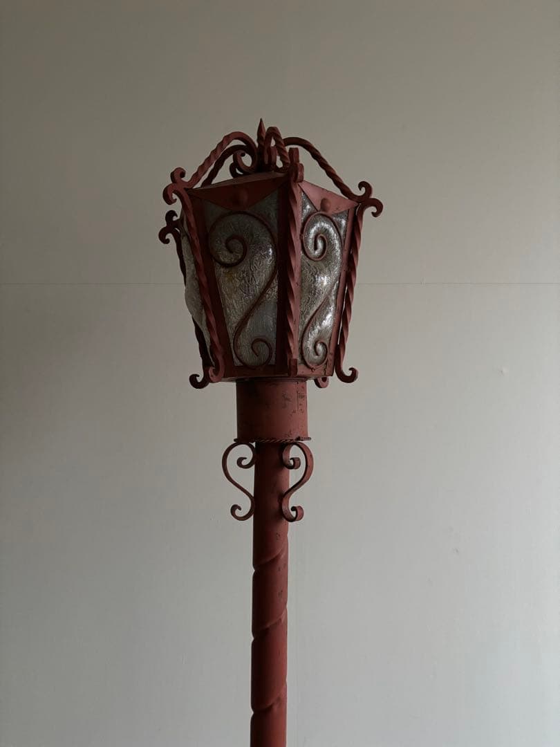 古いガーデンライト　スタンドライト　外灯　門灯　アイアン　電笠　レトロ照明