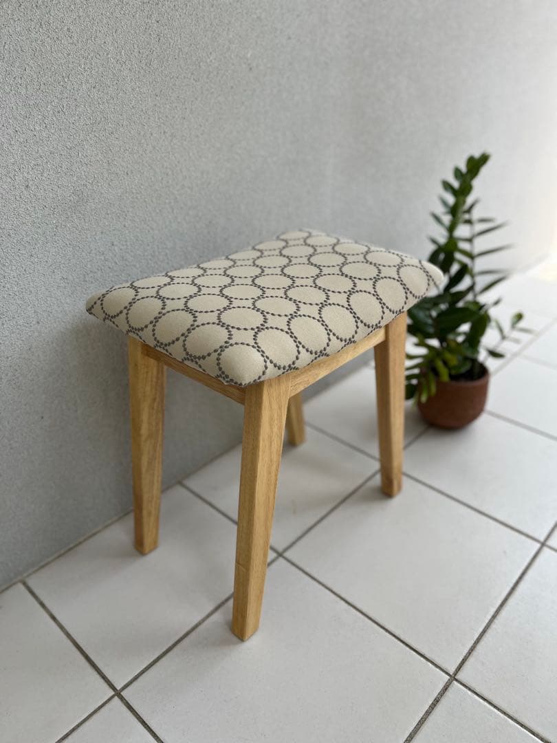 ミナペルホネン タンバリン dop エクリュ スツール ハンドメイド