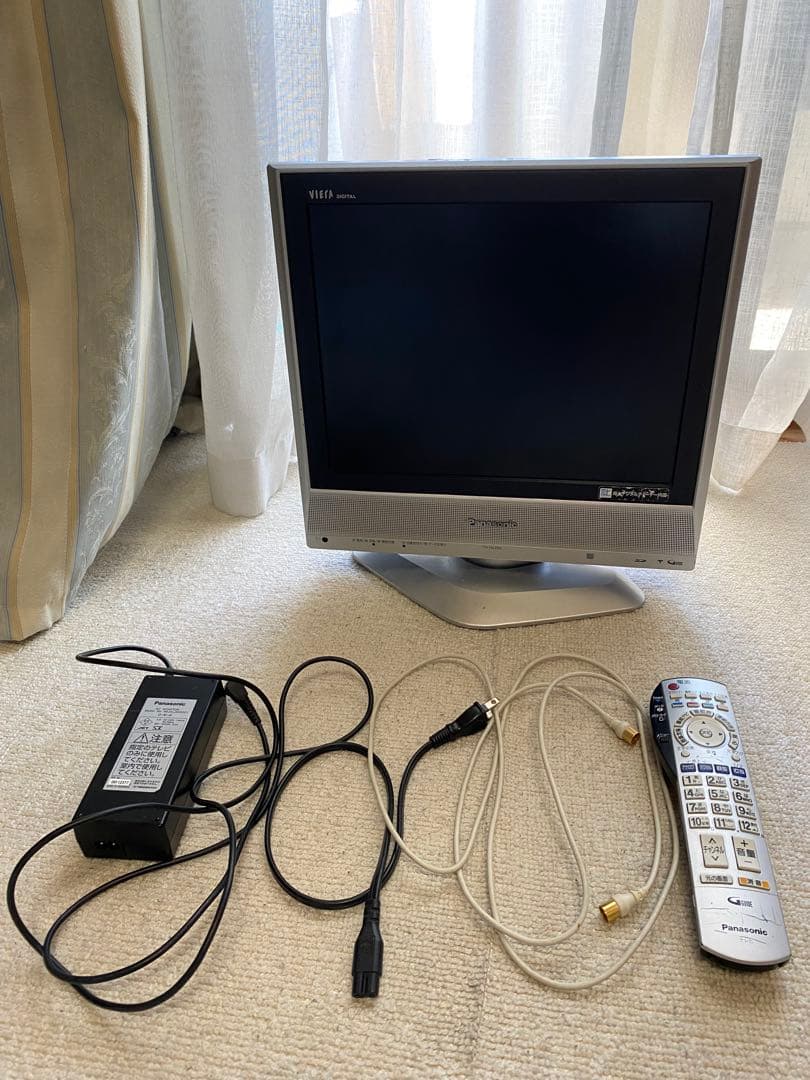 Panasonic Viera 15インチ液晶テレビ
