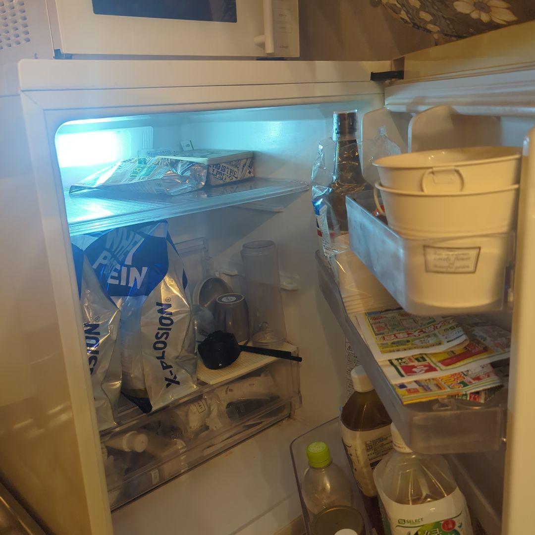 AQUA　3ドアホワイト冷凍冷蔵庫　AQR-261B(S) 264リットル