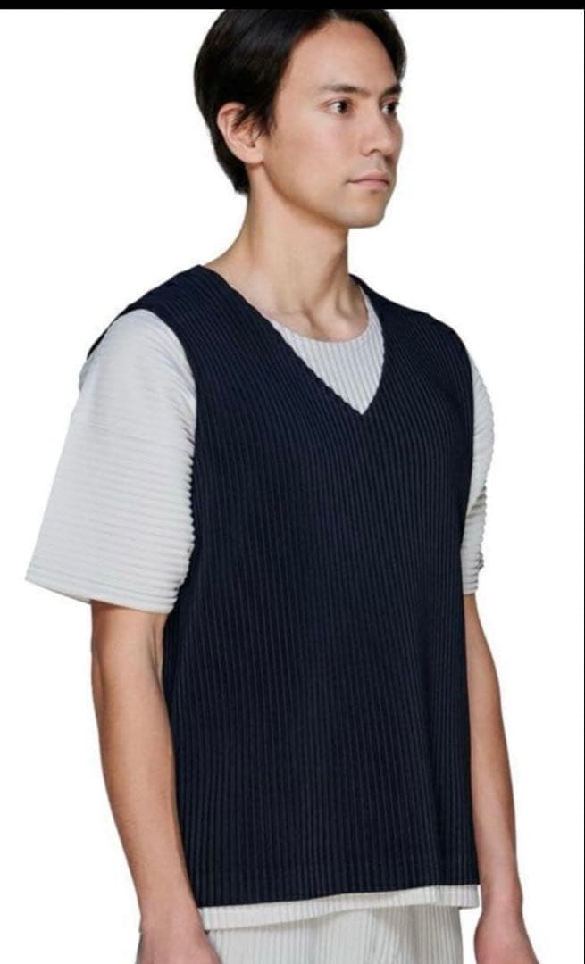 HOMME PLISSÉ ISSEY MIYAKE BASICS