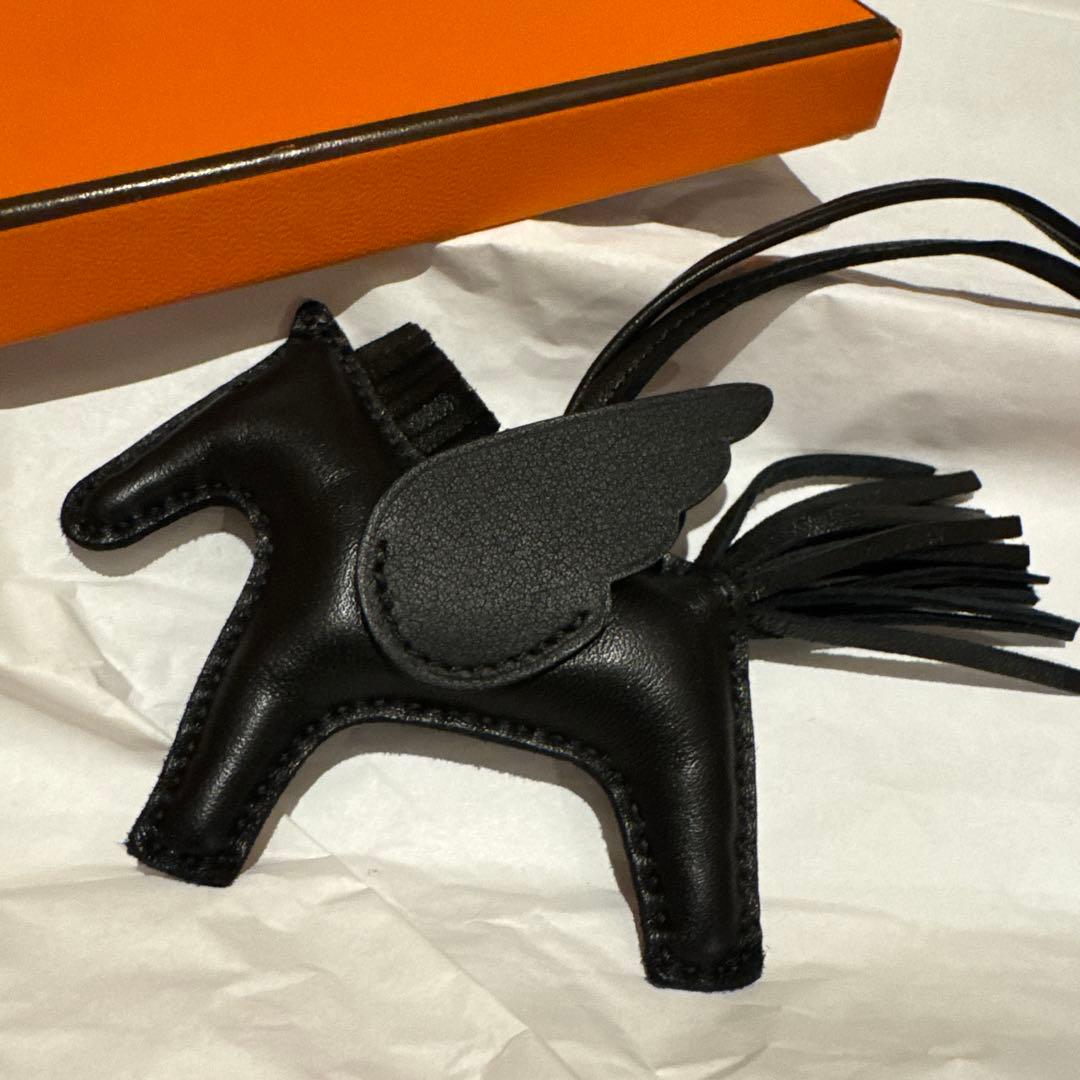 HERMES ペガサス 黒