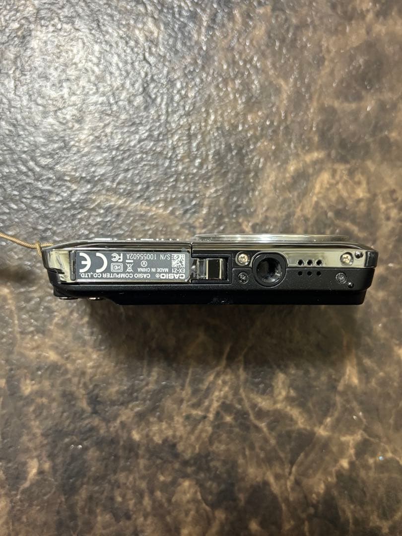 [完動品]CASIO EXILIM EX-Z1 コンパクトデジタルカメラ　カシオ